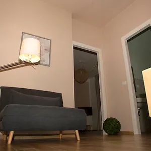 Appartement Casalou', Sarzana